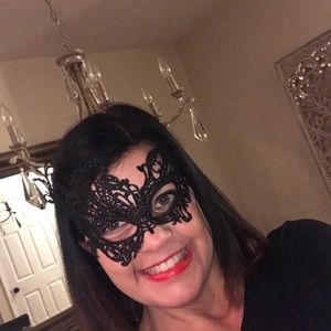 Meet your Posher, Amamy